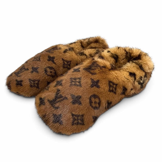 Louis Vuitton Dreamy Line Loafers Mink Monogram Room Shoes Slippers Brown