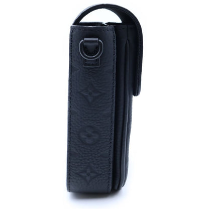 Louis Vuitton Monogram Taurillon S Lock Vertical Wearable — view 3