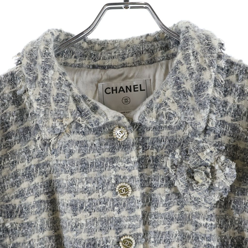 Chanel 05A CC Logo Pearl Button Fancy Glitter Tweed Sleeve Soutien Collar — view 3