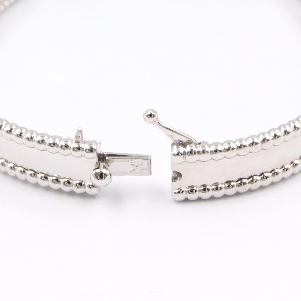 Van Cleef & Arpels Bracelet Perlee Signature — view 5