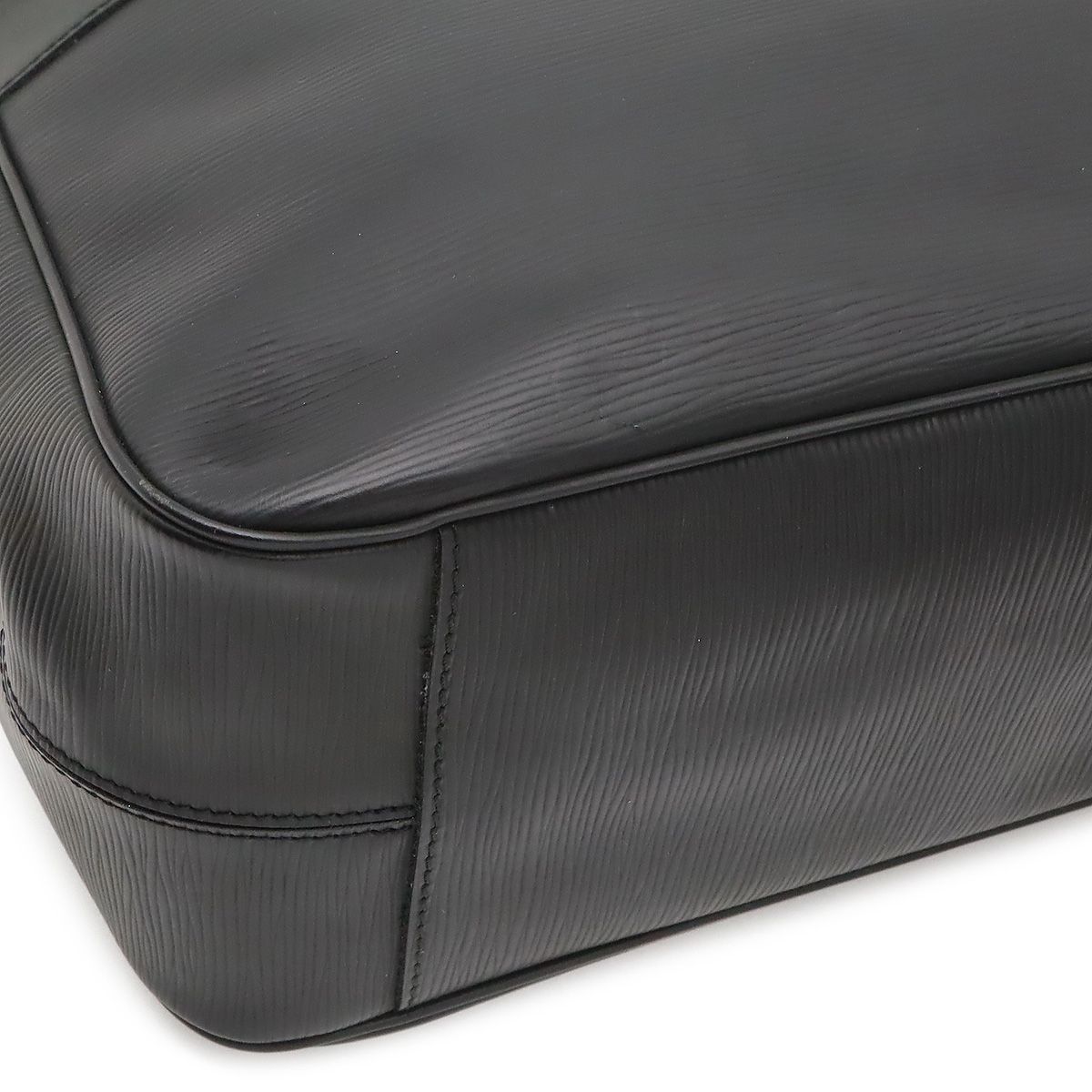 Louis Vuitton Epi Passy GM Tote Shoulder Bag Leather Noir Black — view 3