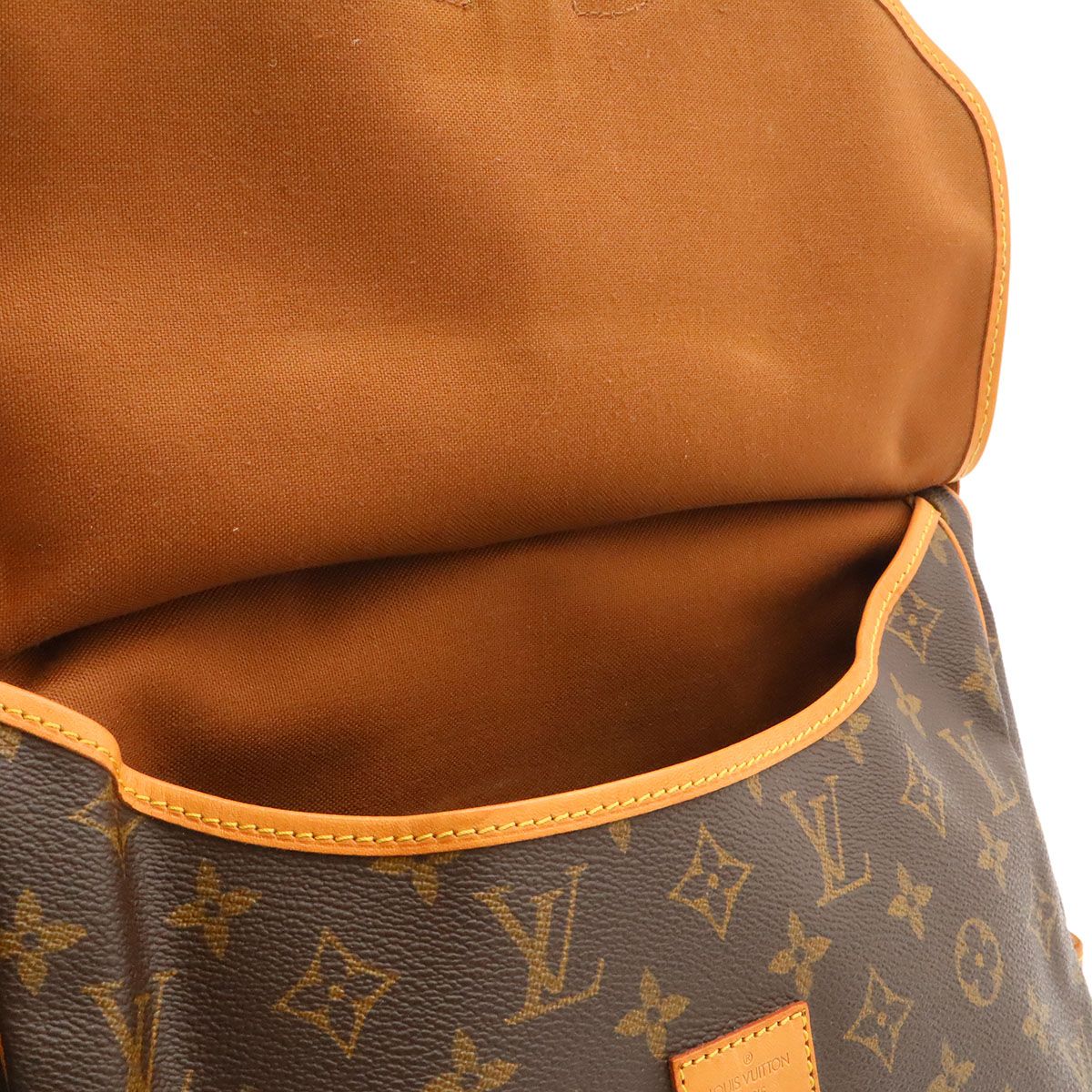 Louis Vuitton Monogram Saumur 30 — view 7