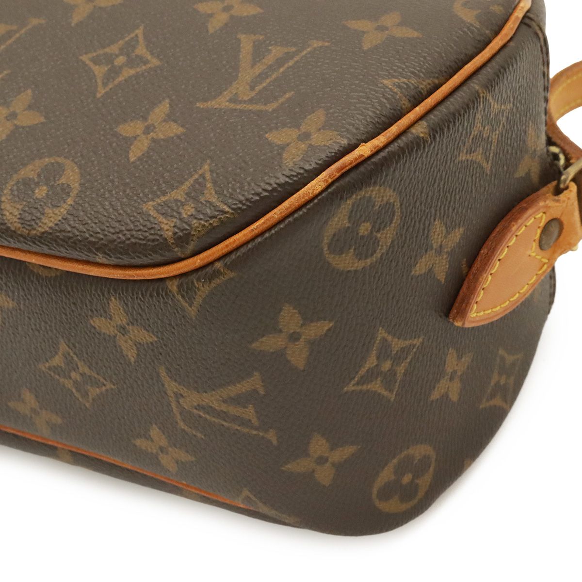 Louis Vuitton Monogram Blois Shoulder Bag — view 3