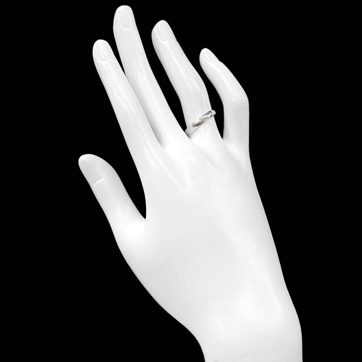 Van Cleef & Arpels Tendrement 54 Ring Platinum — view 7