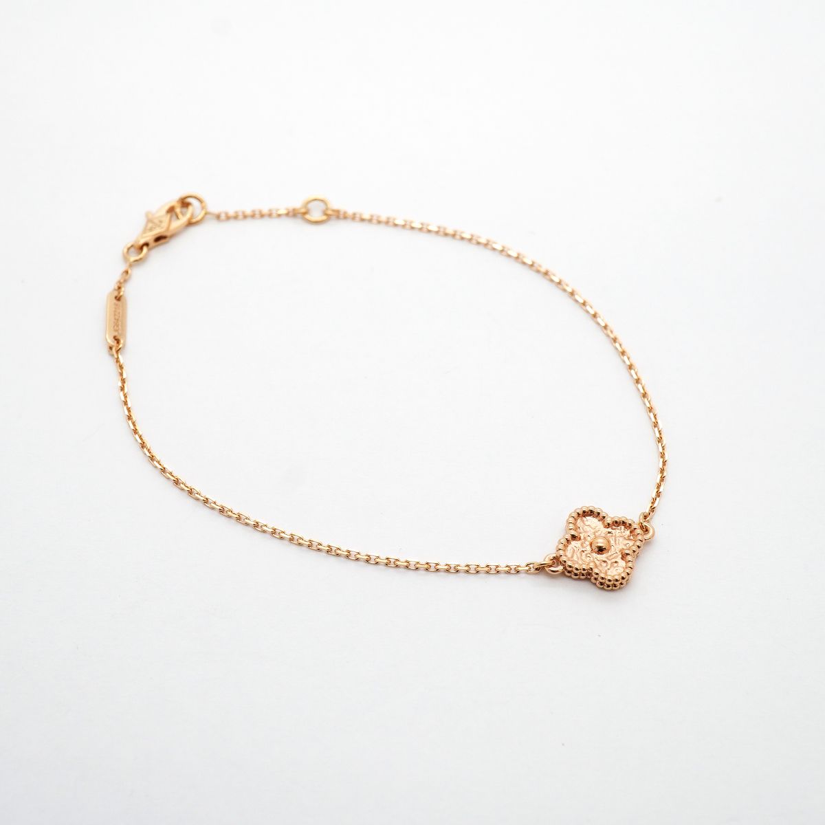 Van Cleef & Arpels Bracelet Sweet Alhambra 18k Pink Gold — view 2