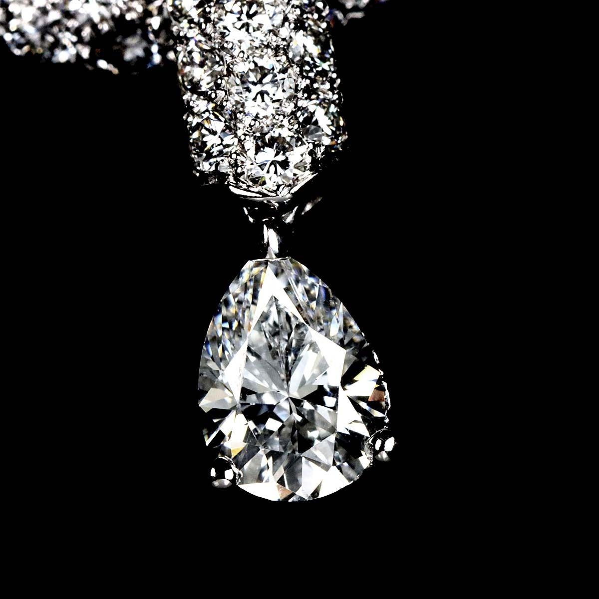 Chanel Diamond Necklace 40 18K White Gold — view 8