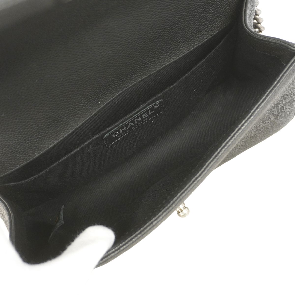 Chanel Shoulder Bag Boy Caviar Leather Black Silver — view 4