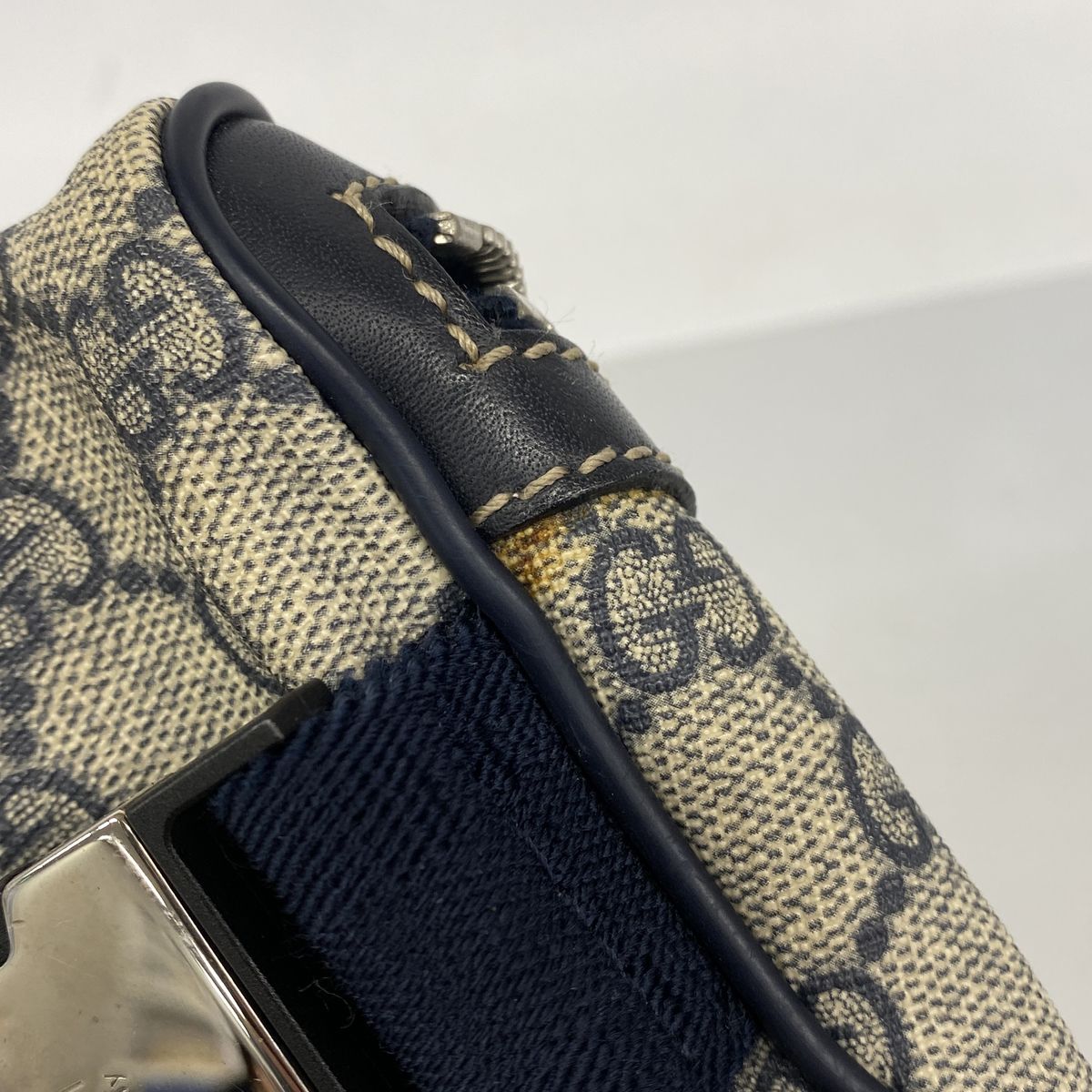 Gucci Waist Bag GG Supreme Navy Brown Silver — view 8