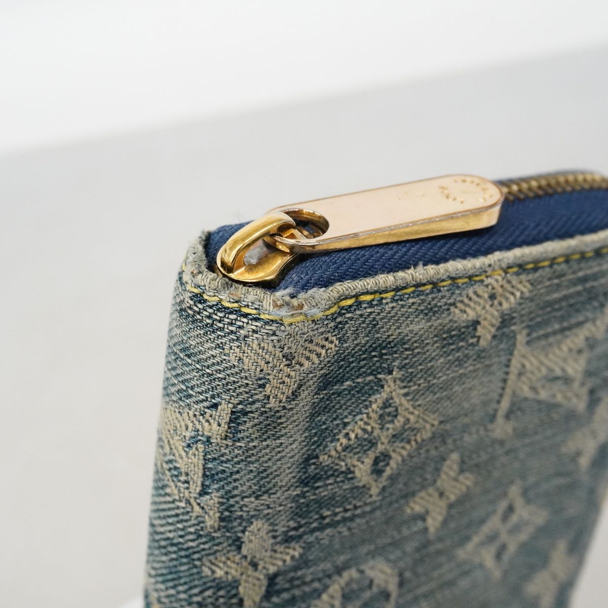 Louis Vuitton Wallet Monogram Denim Zippy Blue — view 7