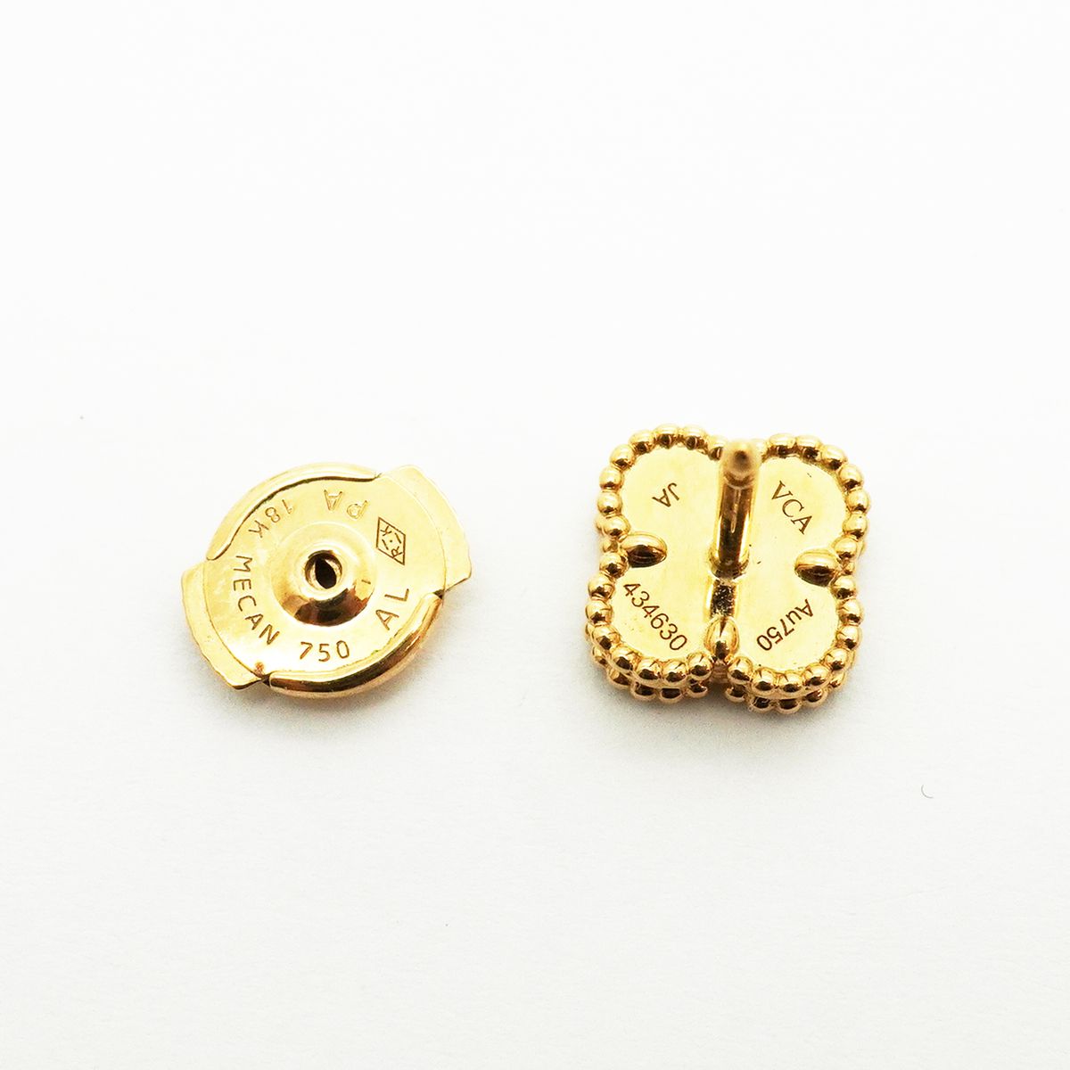 Van Cleef & Arpels Earrings Sweet Alhambra 18k Yellow Gold Onyx Black — view 4