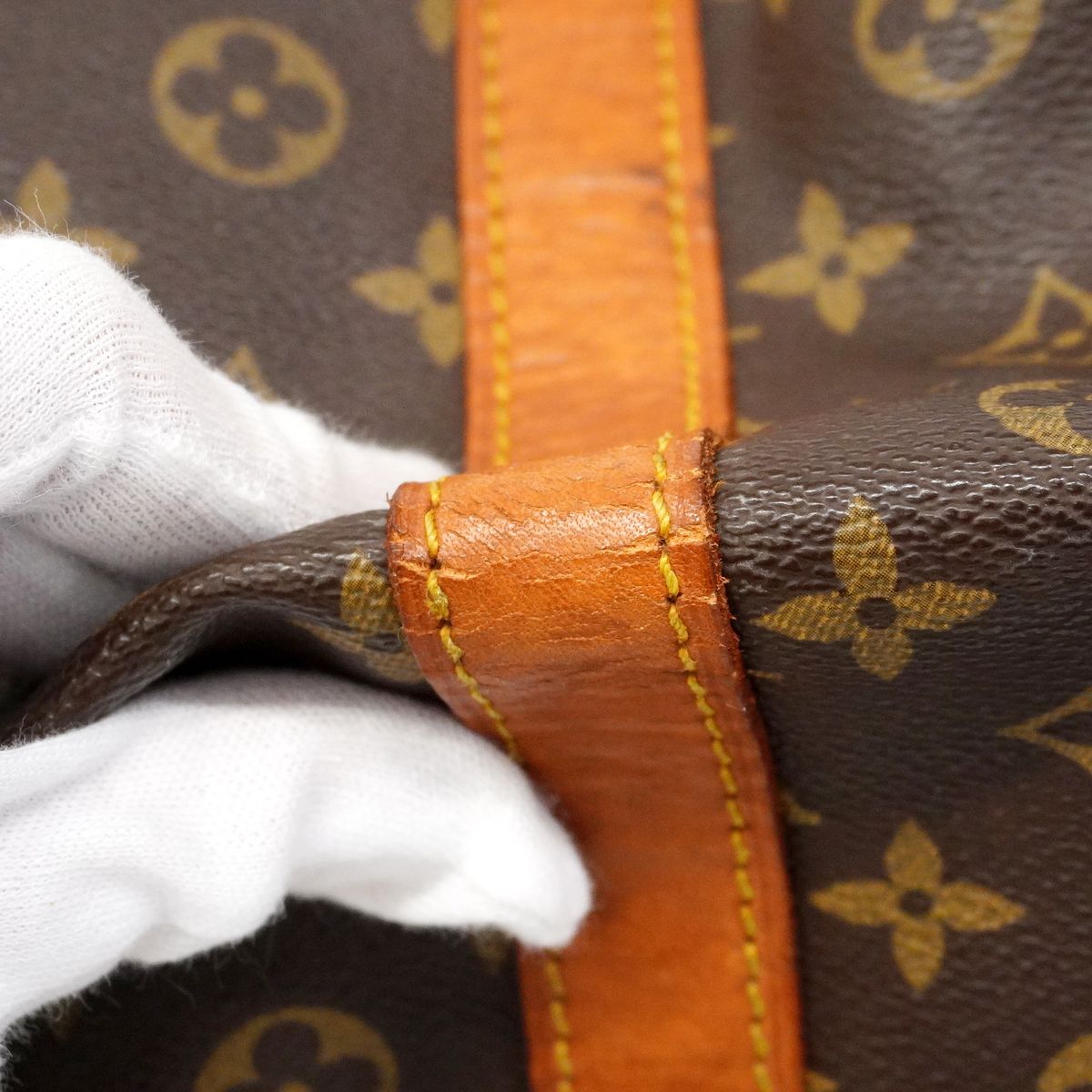 Louis Vuitton Boston Bag Monogram Keepall 60 Brown — view 7
