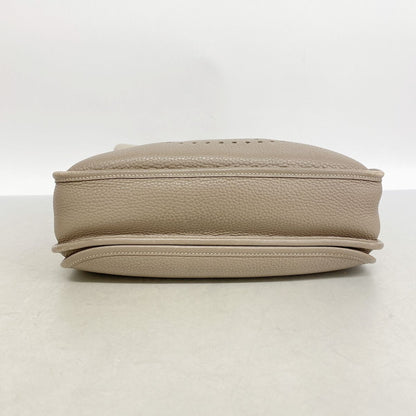 Hermes Shoulder Bag Evelyne Taurillon Clemence Etoupe Silver — view 3