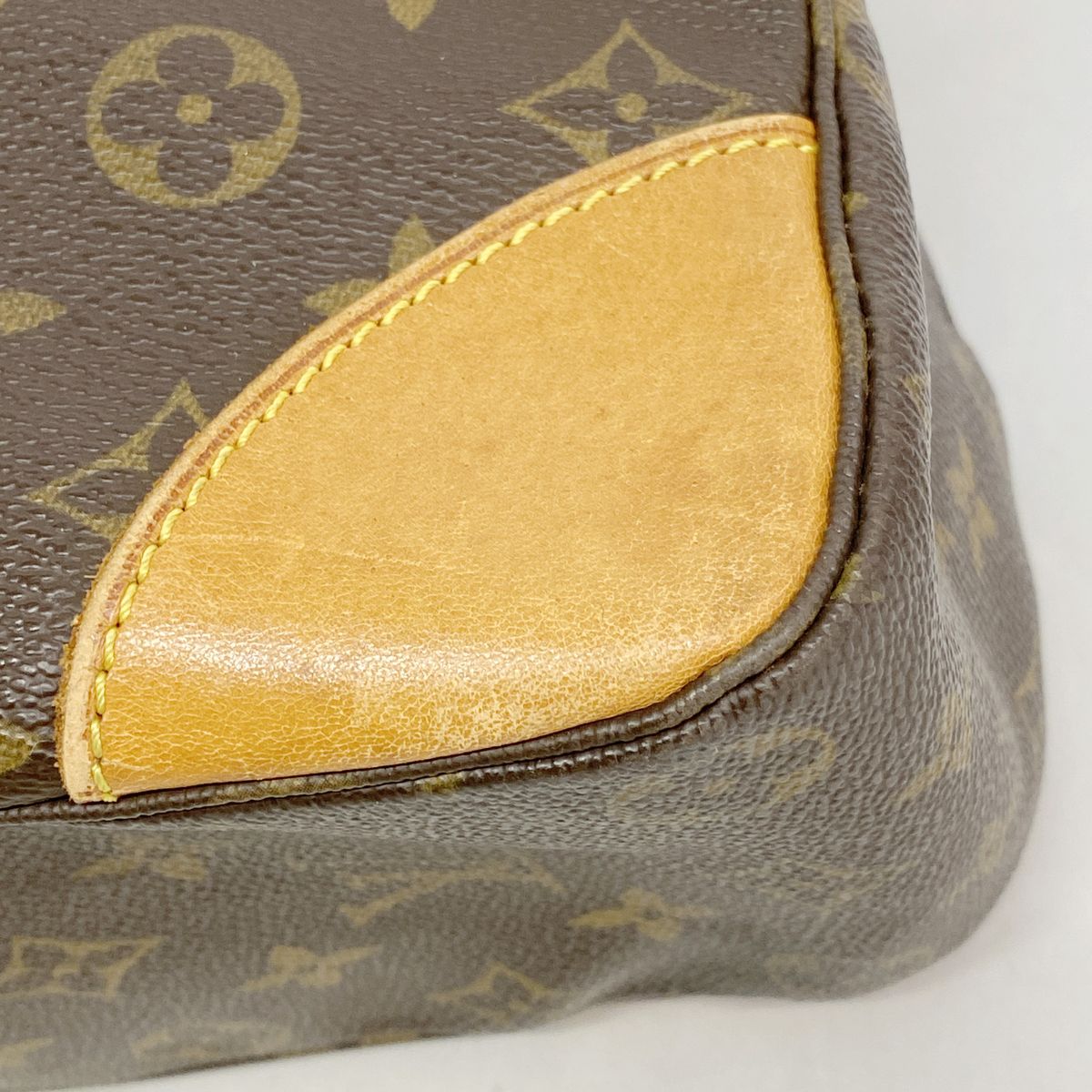 Louis Vuitton Shoulder Bag Monogram Boulogne 35 Brown — view 6