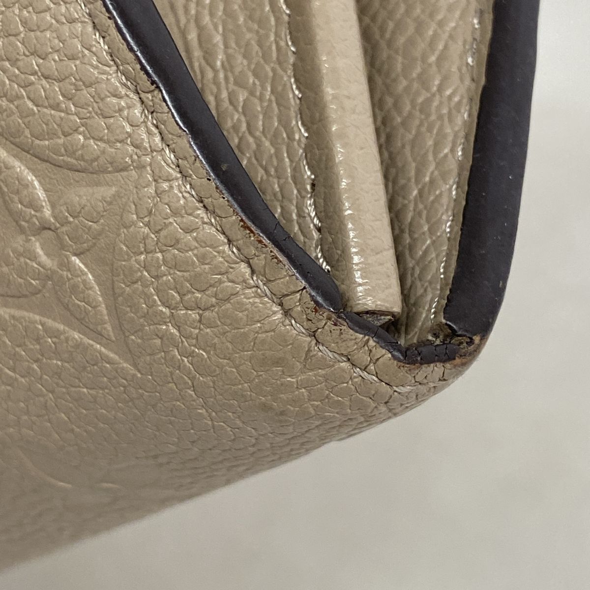 Louis Vuitton Wallet Monogram Empreinte Portefeuille Sarah Tourterelle — view 5
