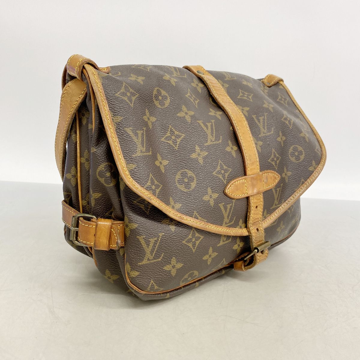 Louis Vuitton Shoulder Bag Monogram Saumur 30 Brown — view 2