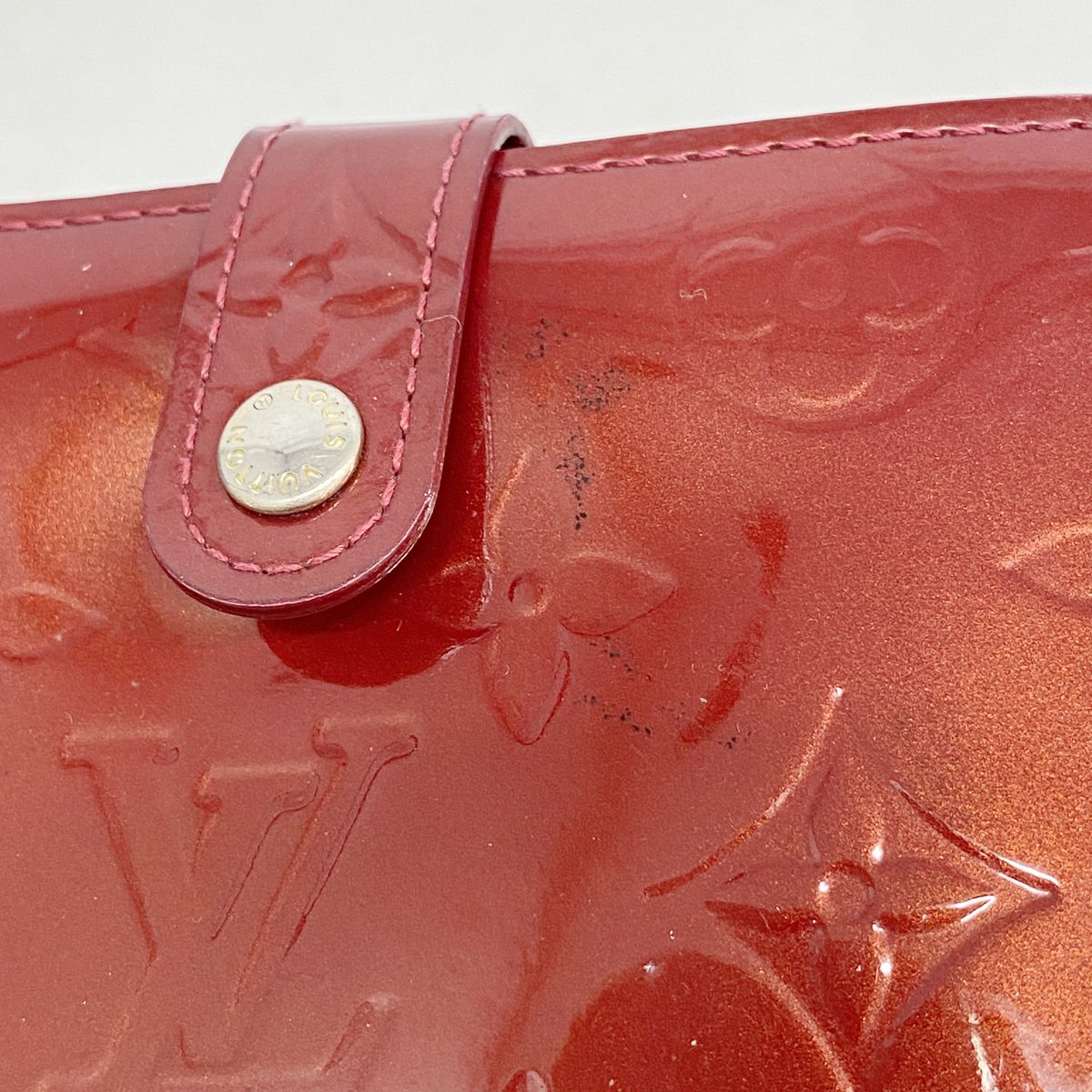 Louis Vuitton Wallet Vernis Portefeuille Viennois Pomme D'amour — view 7