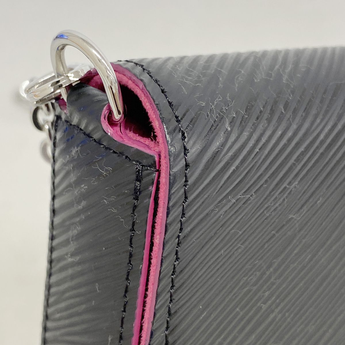 Louis Vuitton Wallet on Chain Epi Pochette Felicie Noir Hot Pink Shoulder Bag — view 7