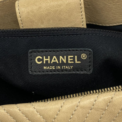 Chanel Chain Tote Bag V-stitch Leather Brown Gold — view 5