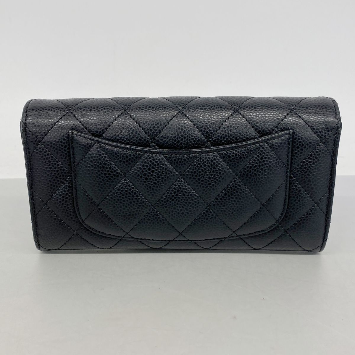 Chanel Wallet Quilted Caviar Leather Black Gold — view 8