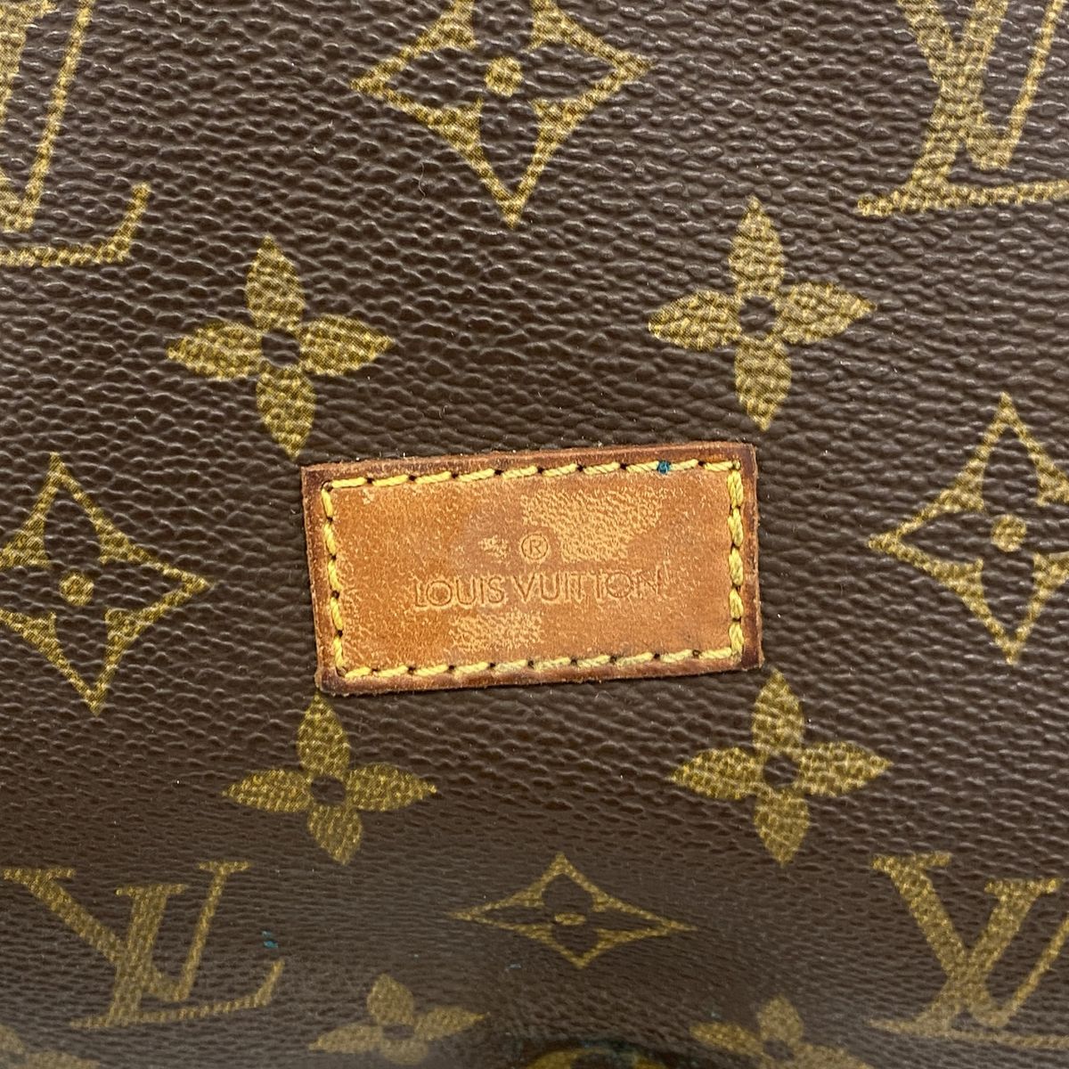 Louis Vuitton Shoulder Bag Monogram Saumur 30 Brown — view 5