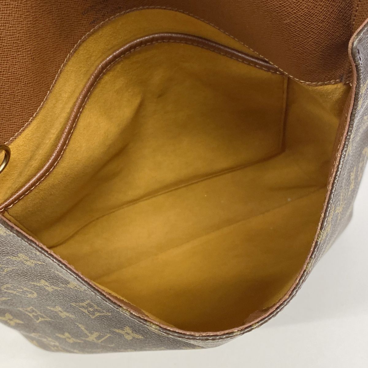Louis Vuitton Shoulder Bag Monogram Musette Brown — view 4
