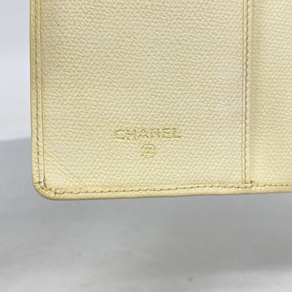 Chanel Wallet Coco Buttons Leather Ivory Gold — view 4