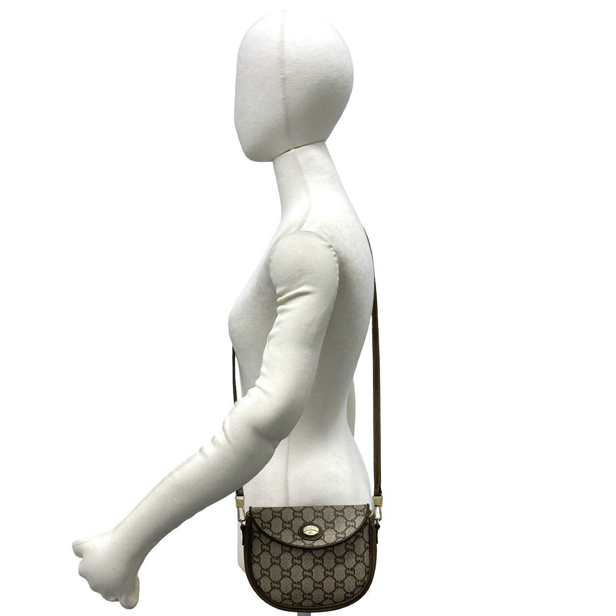 Gucci Vintage Plus Logo Pattern Leather Shoulder Bag Pochette Brown — view 2