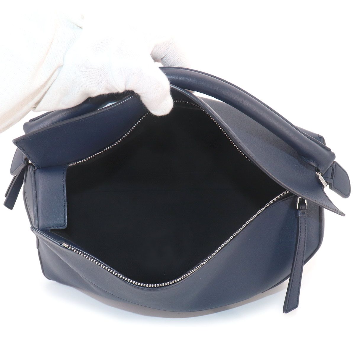 Loewe Puzzle Edge Bag Large 2-Way Bag Leather Navy — view 6