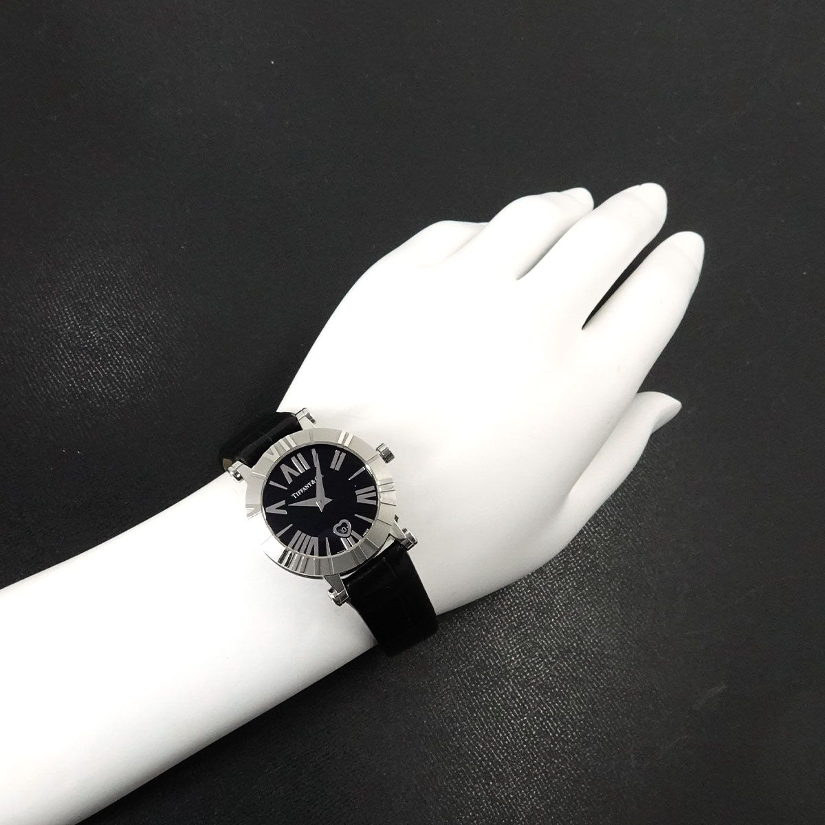 Tiffany & Co Atlas 11 Watch Heart Black Ceramic Quartz — view 4