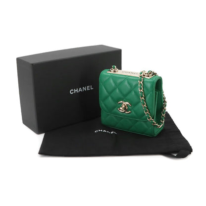 Chanel Trendy CC Quilted Chain Shoulder Bag Lambskin Green Gold — view 2