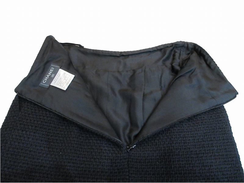 Chanel Knee-Length Skirt 07P CC Logo Navy 36 — view 5
