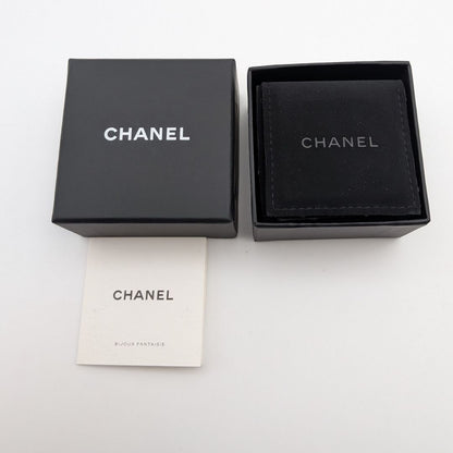 Chanel Brooch Heart CC Logo Gold Color Stone Faux Pearl Bijou Pin Badge — view 8