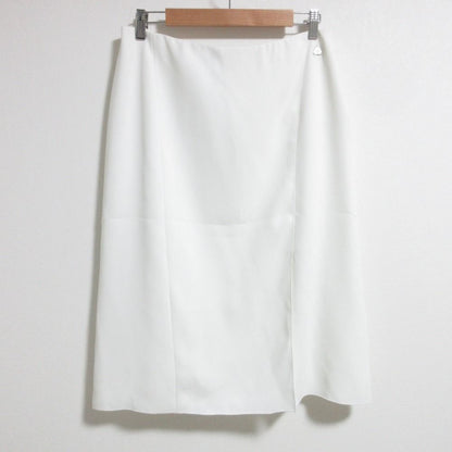 Chanel 00C Slit Skirt with Logo Plate White Spring Summer Fall Winter 42