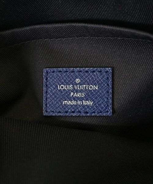 Louis Vuitton Taigarama Outdoor Messenger PM Shoulder Bag — view 6