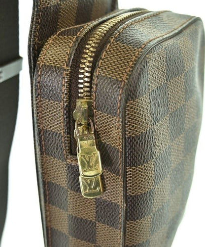 Louis Vuitton Damier Geronimos Shoulder Bag — view 8