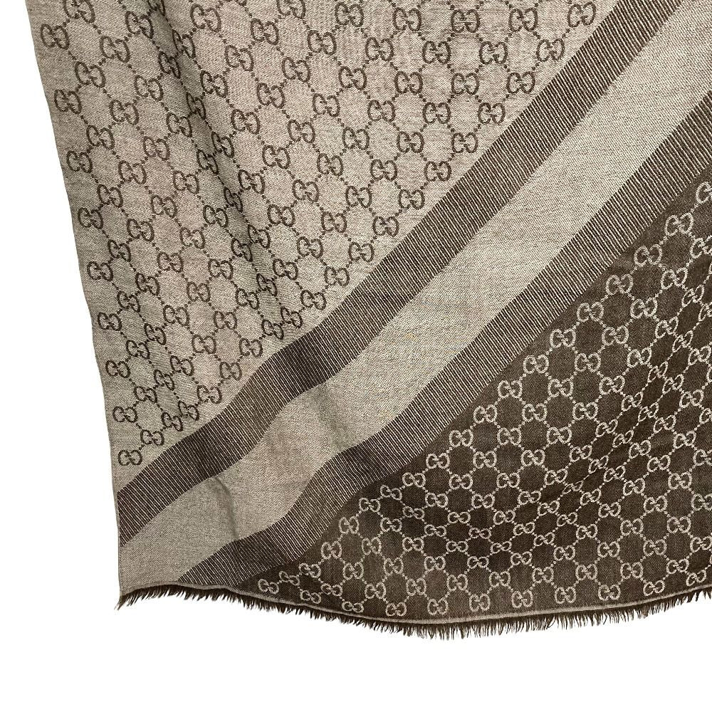 Gucci GG Pattern Large Shawl Scarf Ground — view 4