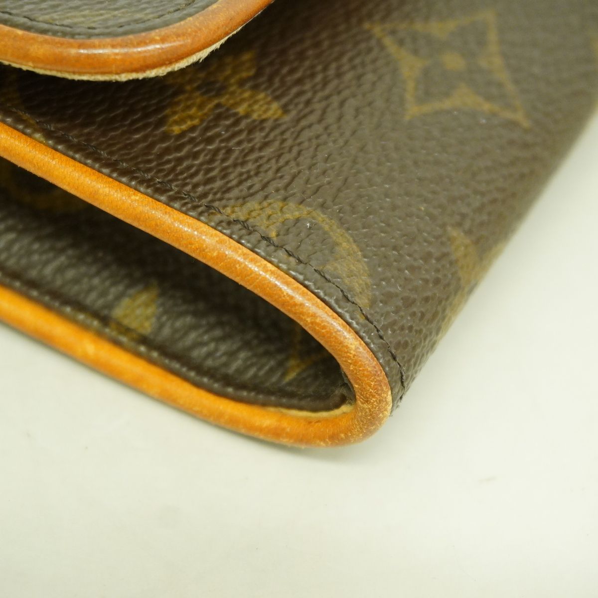 Louis Vuitton Shoulder Bag Monogram Pochette Twin GM Brown — view 7