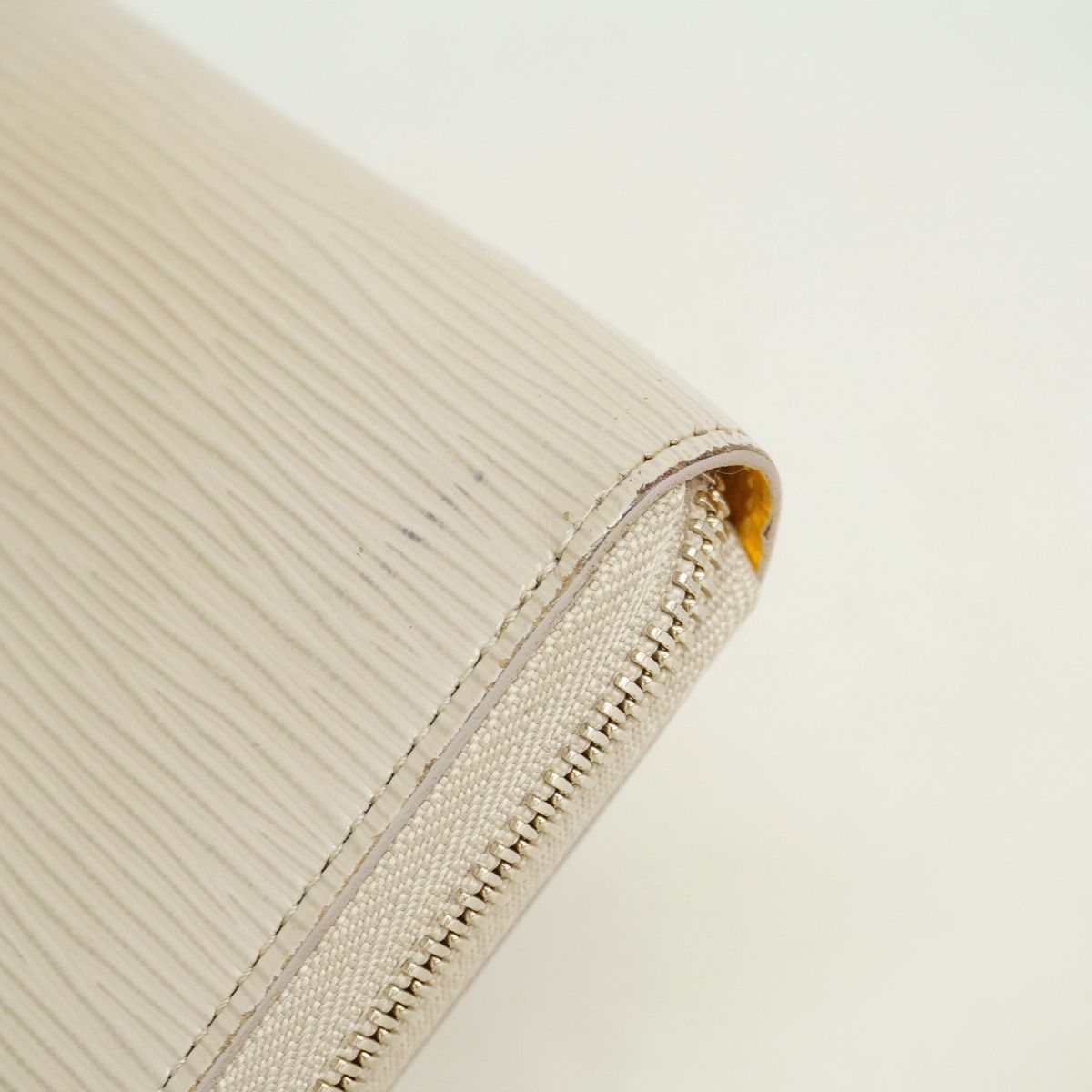 Louis Vuitton Wallet Epi Zippy Gray — view 7