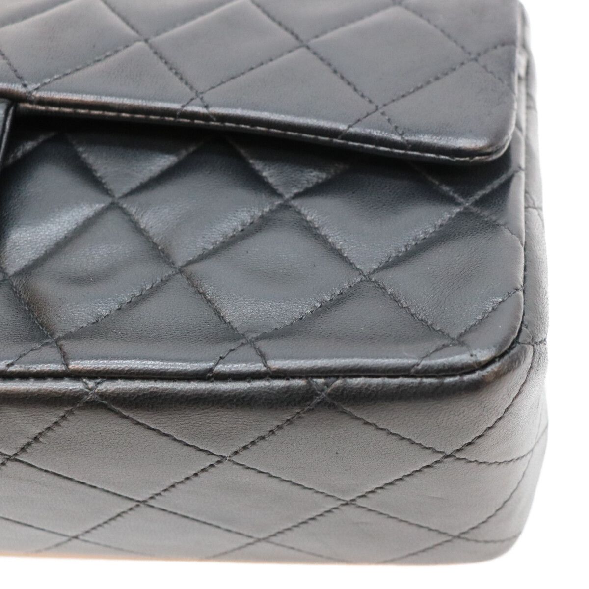 Chanel Black Lambskin Quilted 25 Shoulder Bag — view 7