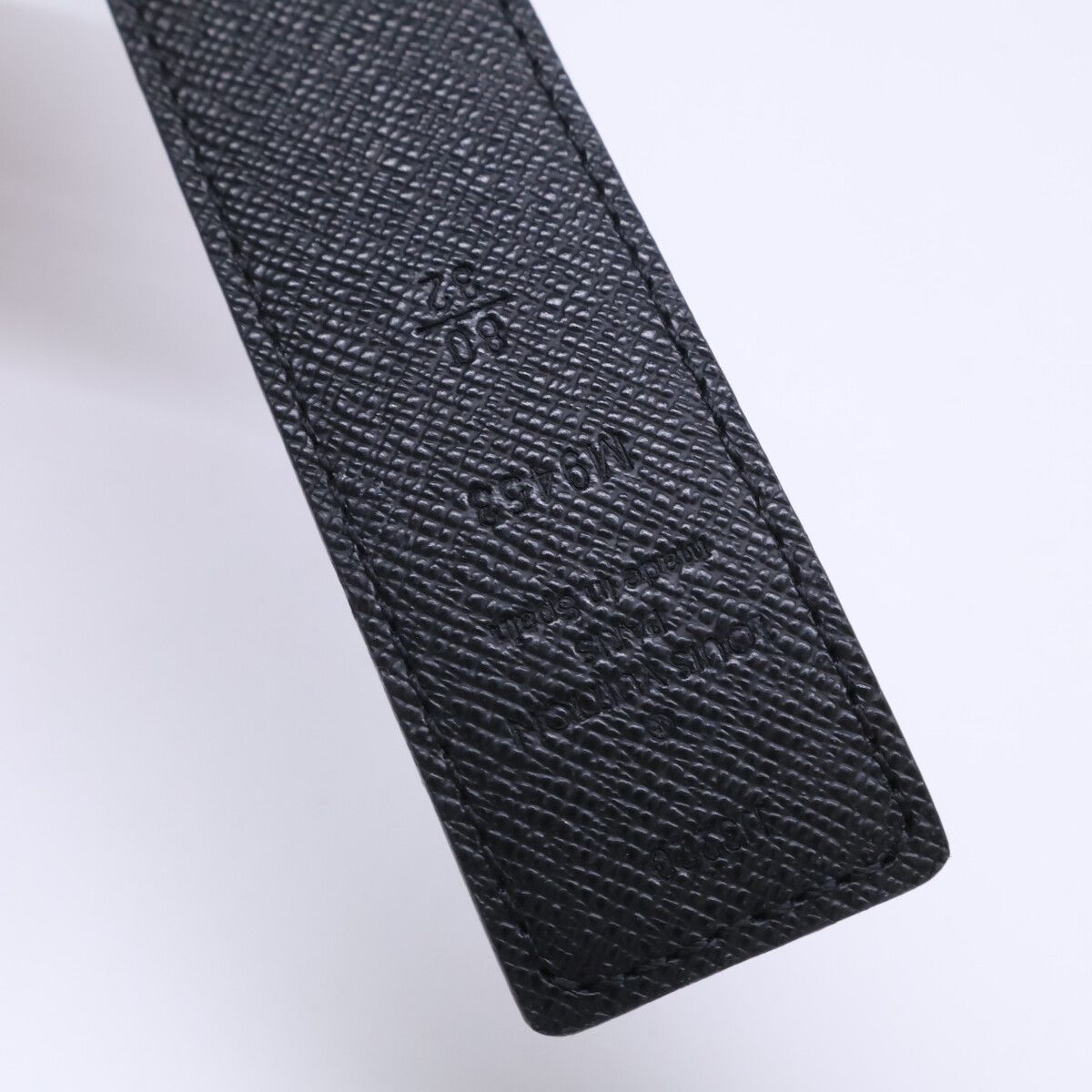 Louis Vuitton Ceinture LV 30 Reversible 80/32 Belt — view 7