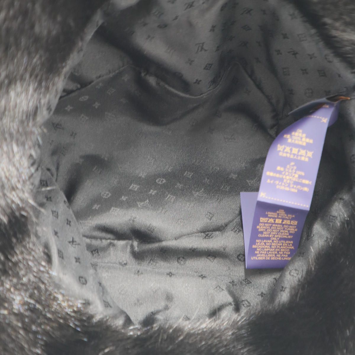 Louis Vuitton Mink Bucket Hat LV Cozy Black — view 6