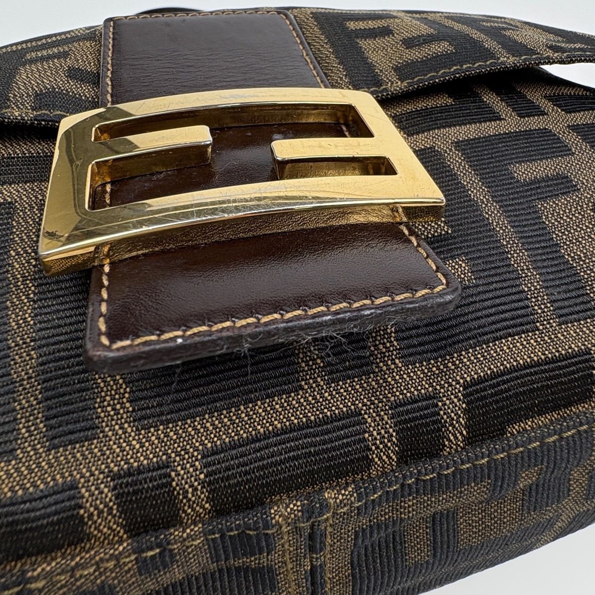 Fendi Shoulder Bag Zucca Pattern Canvas Brown — view 4