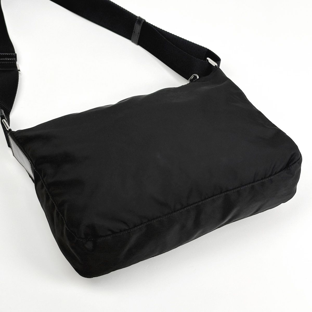 Prada Shoulder Bag Nylon Nero — view 2