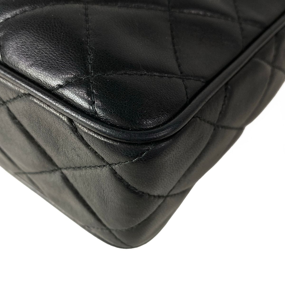 Chanel Shoulder Bag Quilted Black Bijou Chain Gold Tassel Lambskin — view 6
