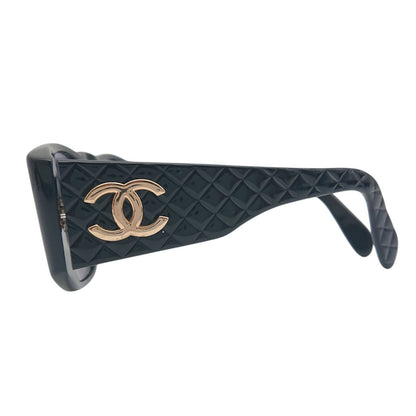 Chanel Sunglasses CC Logo Black Eyewear — view 3
