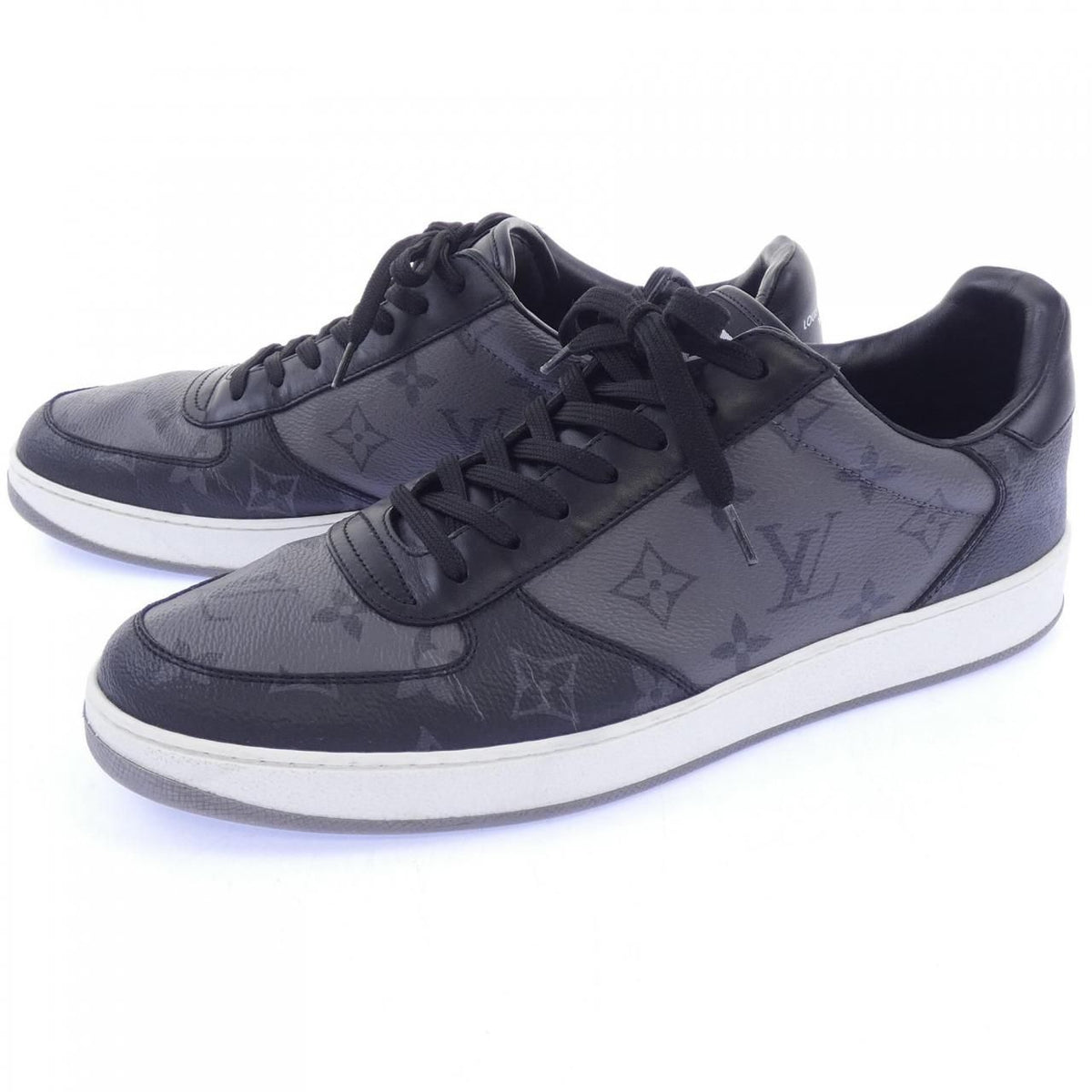 Louis Vuitton Rivoli Line Sneakers — view 3