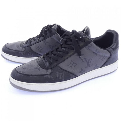Louis Vuitton Rivoli Line Sneakers — view 3
