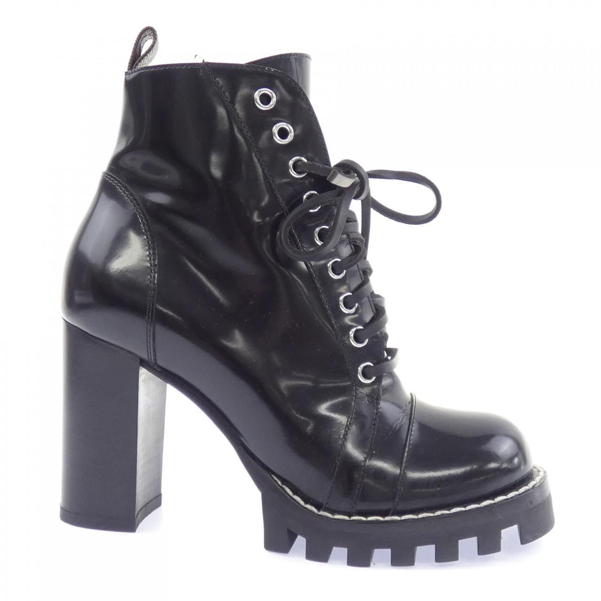 Louis Vuitton Star Trail Line Boots