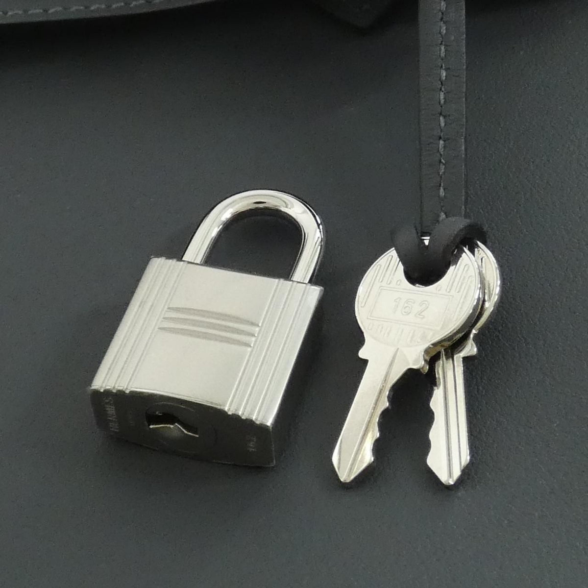 Hermes Birkin 25 Bag — view 4