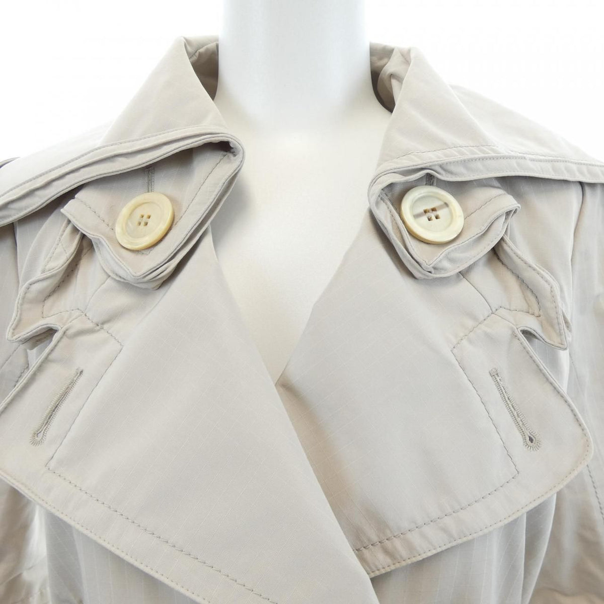 Louis Vuitton Coat Beige — view 5